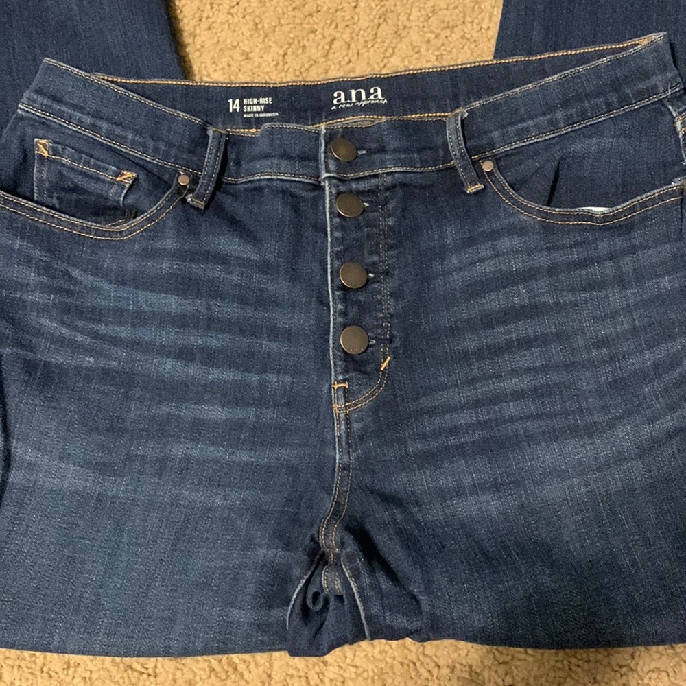 ANA High Rise Skinny Jean